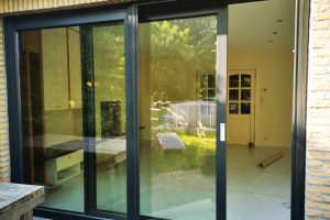 Levant coulissant PVC Veka - Chassis gris anthracite (3)